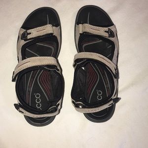 Ecco Ladies Yucatán sandals khaki SZ 39